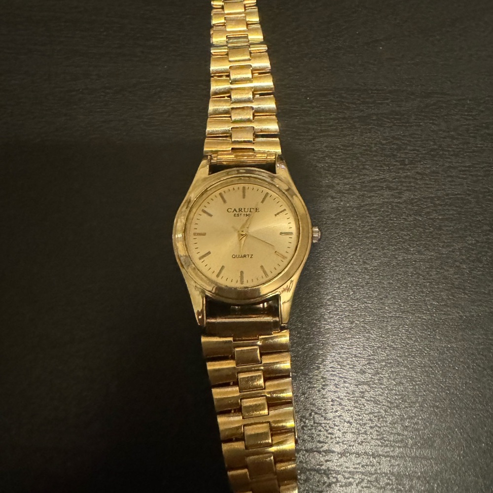 Gold Carude Woman’s Watch